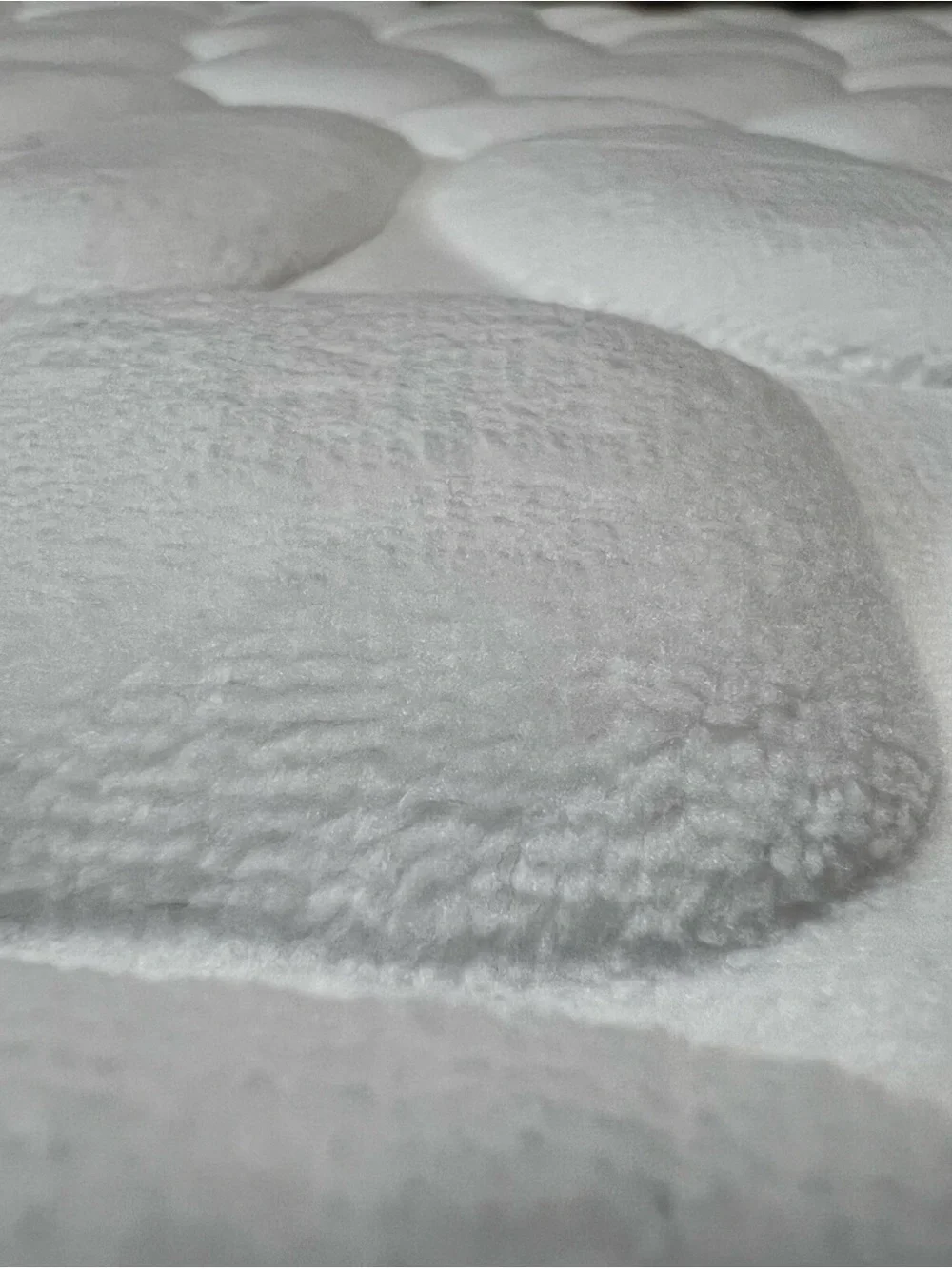 2 Luxury White Cobblestone Design Bath Mats with Non-Slip Backing !